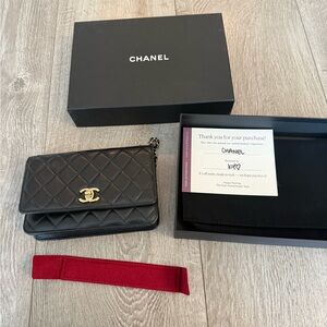 Authentic Chanel Lambskin Quilted Trendy CC Wallet On Chain WOC